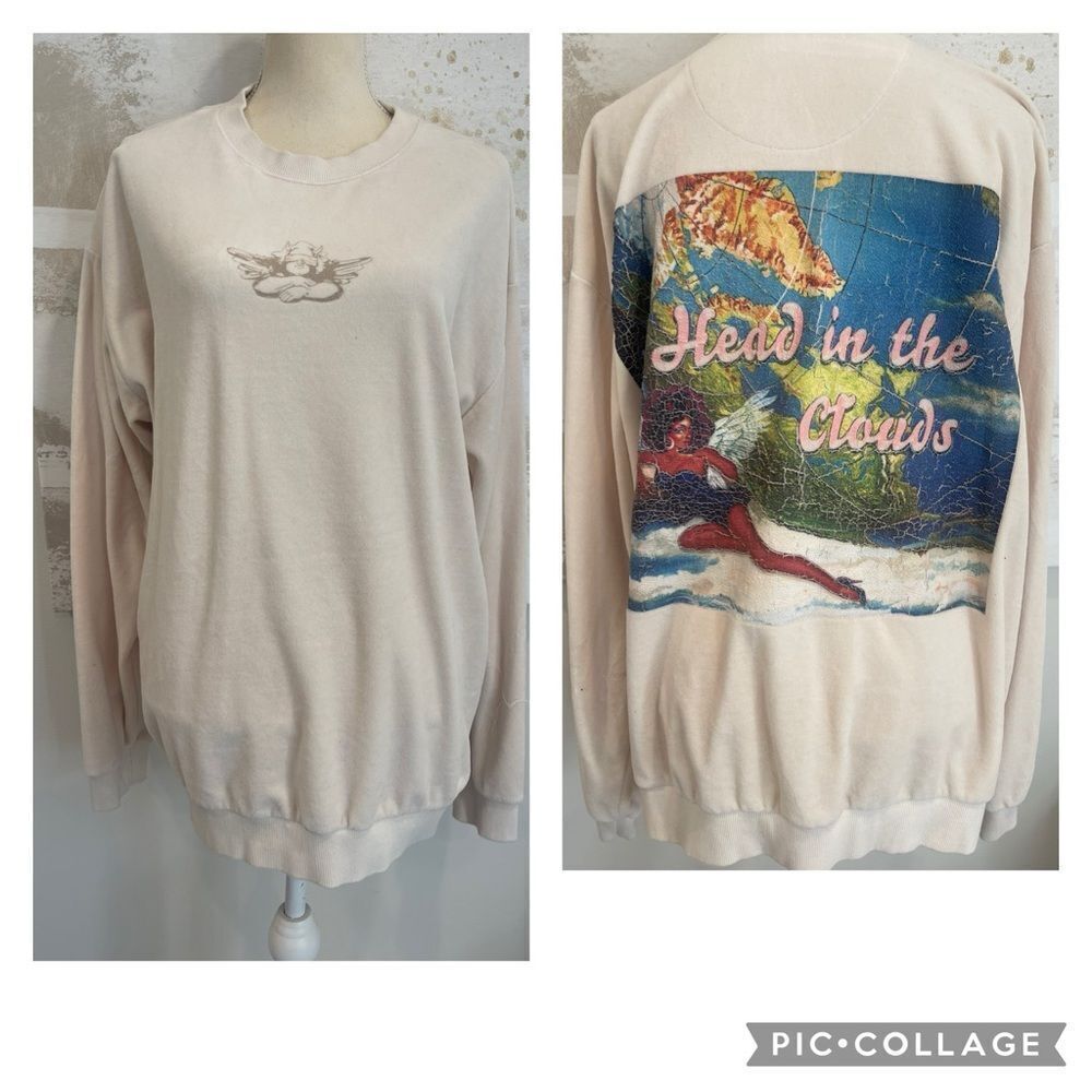 Boys Lie Head in the clouds crewneck top